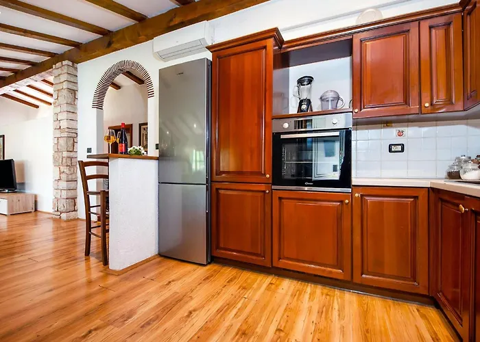 Antica Σπίτι διακοπών Ρόβινι