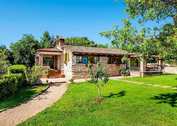 Antica * Ρόβινι